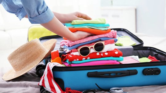 Ultimate Checklist: 5 Best Packing Tips for Moving Abroad