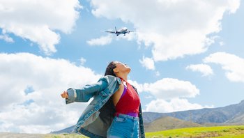 Stay Fit As You Fly: Airplane Exercises for Long Flights